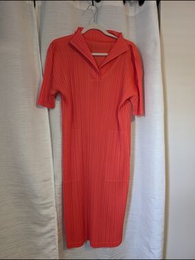 Issey Miyake Coral Pleated Collared Midi Dress/Tunic